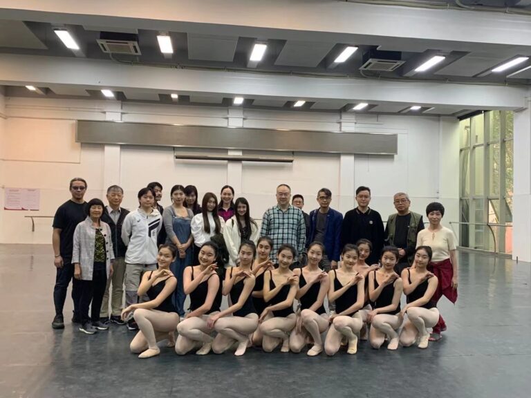 香港春天實驗劇團——《創意和喜劇人才培養》